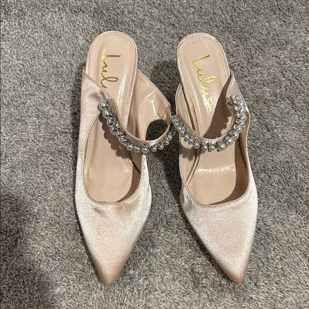 Lulu's Women's Cream Embellished Heels